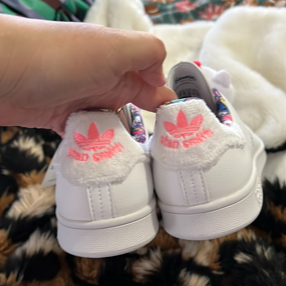 NWT Stan Smith Adidas hello kitty - Picture 4 of 6